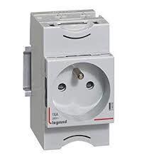 LEGRAND RAY TİPİ UPS PRİZİ 10/16A 250V AC 3245060042806